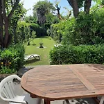 Maison Familiale Renovee Pour 13 Pers. A Royan, Proche - Fr-1-494-204 *