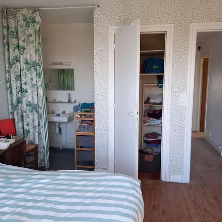 Maison Familiale Rénovée Pour 13 Pers. à Royan, Proche - Fr-1-494-204 Royan