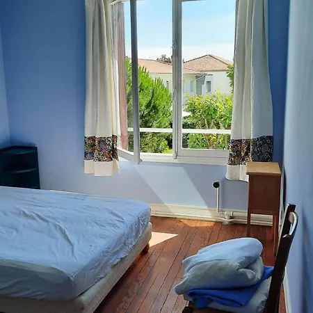 Holiday home Maison Familiale Renovee Pour 13 Pers. A Royan, Proche - Fr-1-494-204 *