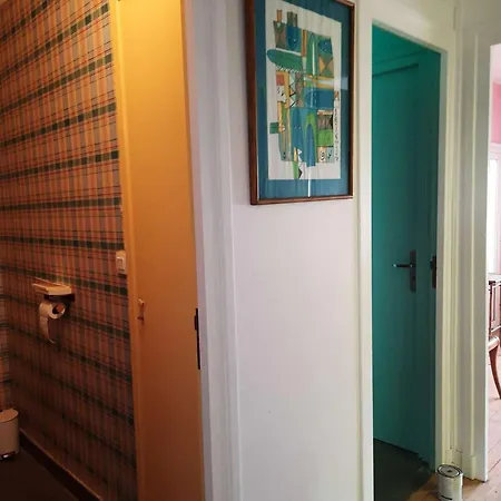 Maison Familiale Rénovée Pour 13 Pers. à Royan, Proche - Fr-1-494-204 *