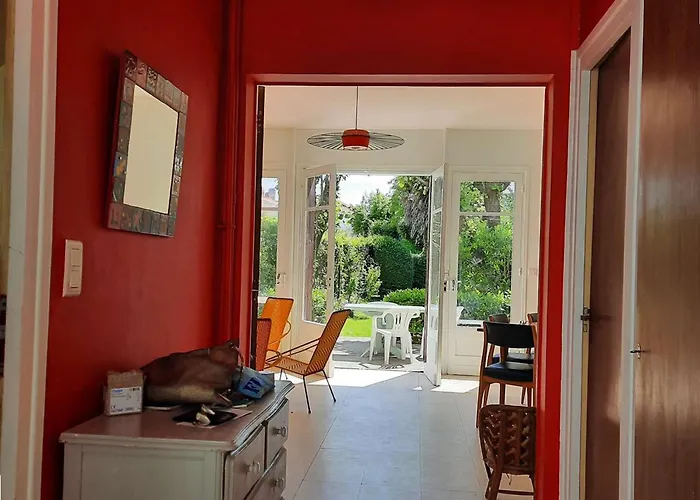 Semesterbostad Maison Familiale Renovee Pour 13 Pers. A Royan, Proche - Fr-1-494-204 *