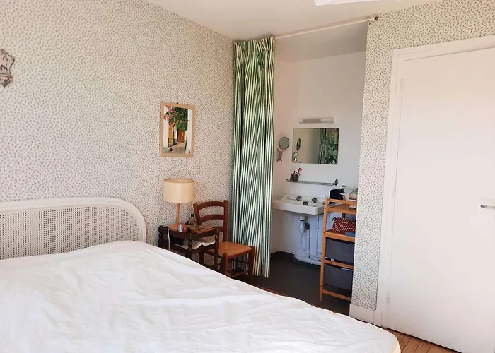 Semesterbostad Maison Familiale Renovee Pour 13 Pers. A Royan, Proche - Fr-1-494-204 *