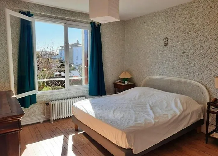 Maison Familiale Renovee Pour 13 Pers. A Royan, Proche - Fr-1-494-204 Royan